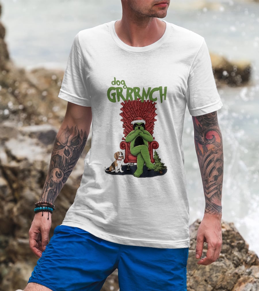 Dog GRRRINCH Christmas Throne Santa Hat Beagle T-Shirt