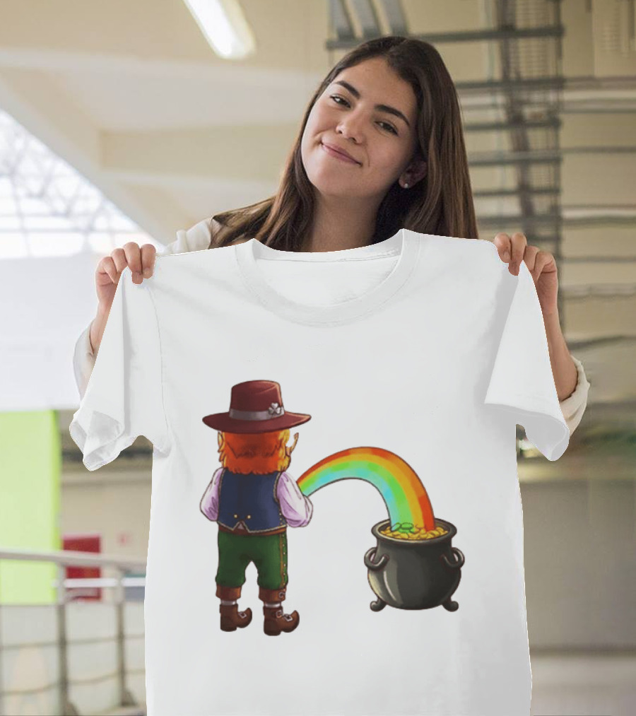 St Patricks Day Leprechaun Pissing Rainbow Into Pot Of Gold Meme T-Shirt