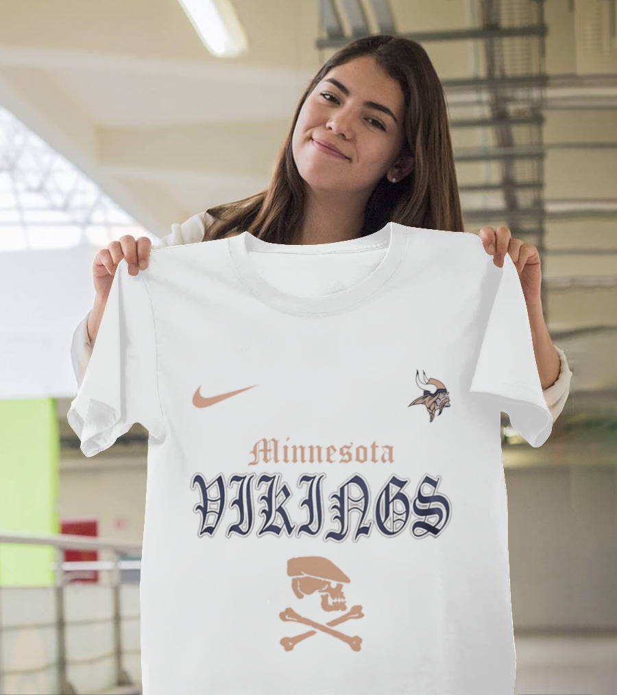 Minnesota Vikings Nike Skull Crossbones T-Shirt