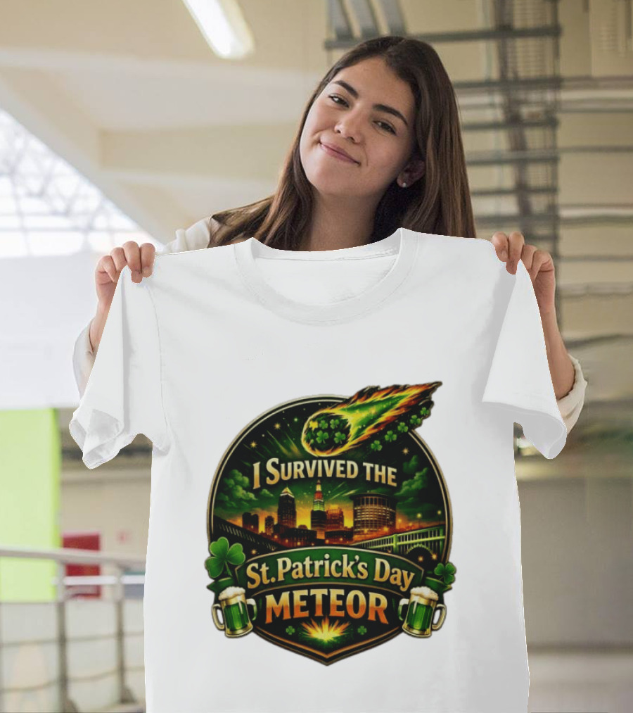 I Survived the St. Patrick's Day Meteor with Clover and Beer s T-Shirt