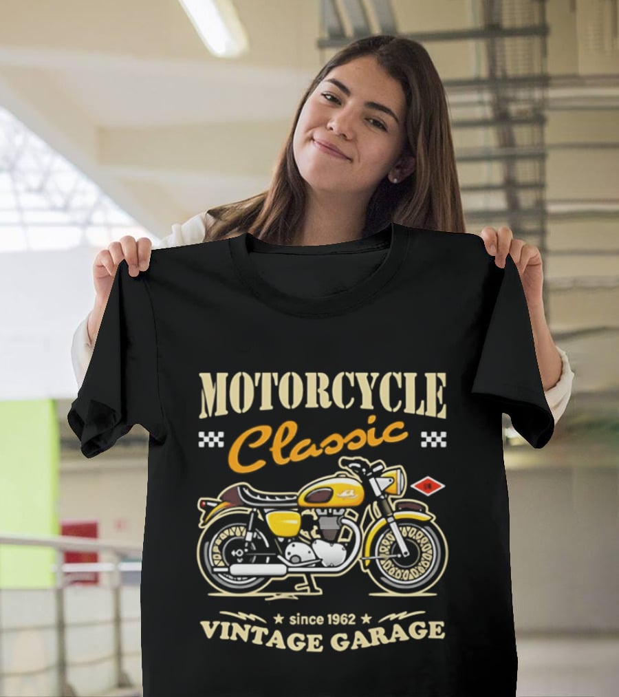 Motorcycle Classic Vintage Garage Since 1962 T-Shirt