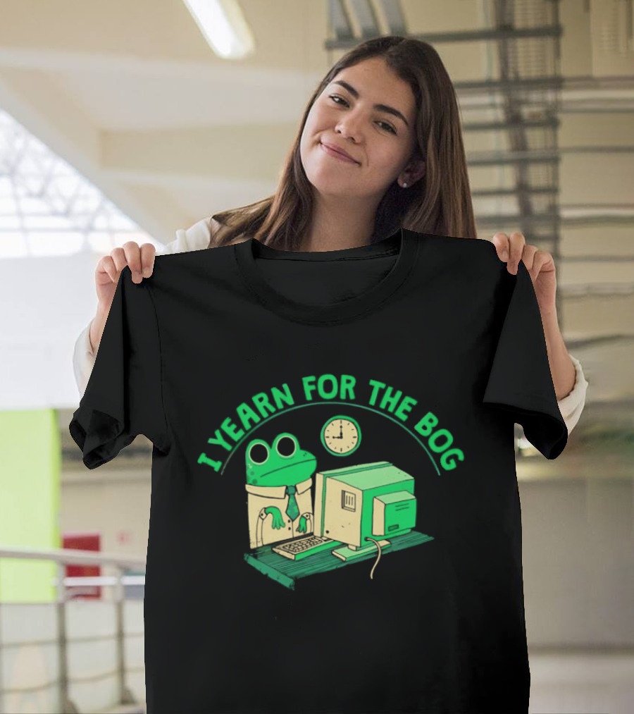 Frog Yearning For The Bog With Retro Computer Charm T-Shirt