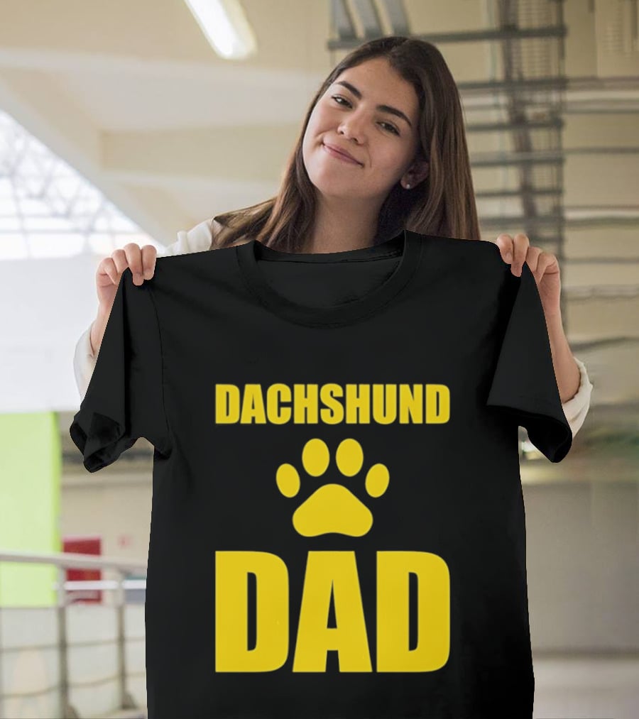 Dachshund Dad Wiener Dog Paw Print T-Shirt