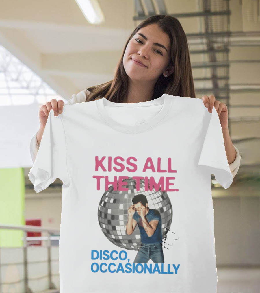 Kiss All The Time Disco Occasionally Retro Style Music Dance T-Shirt