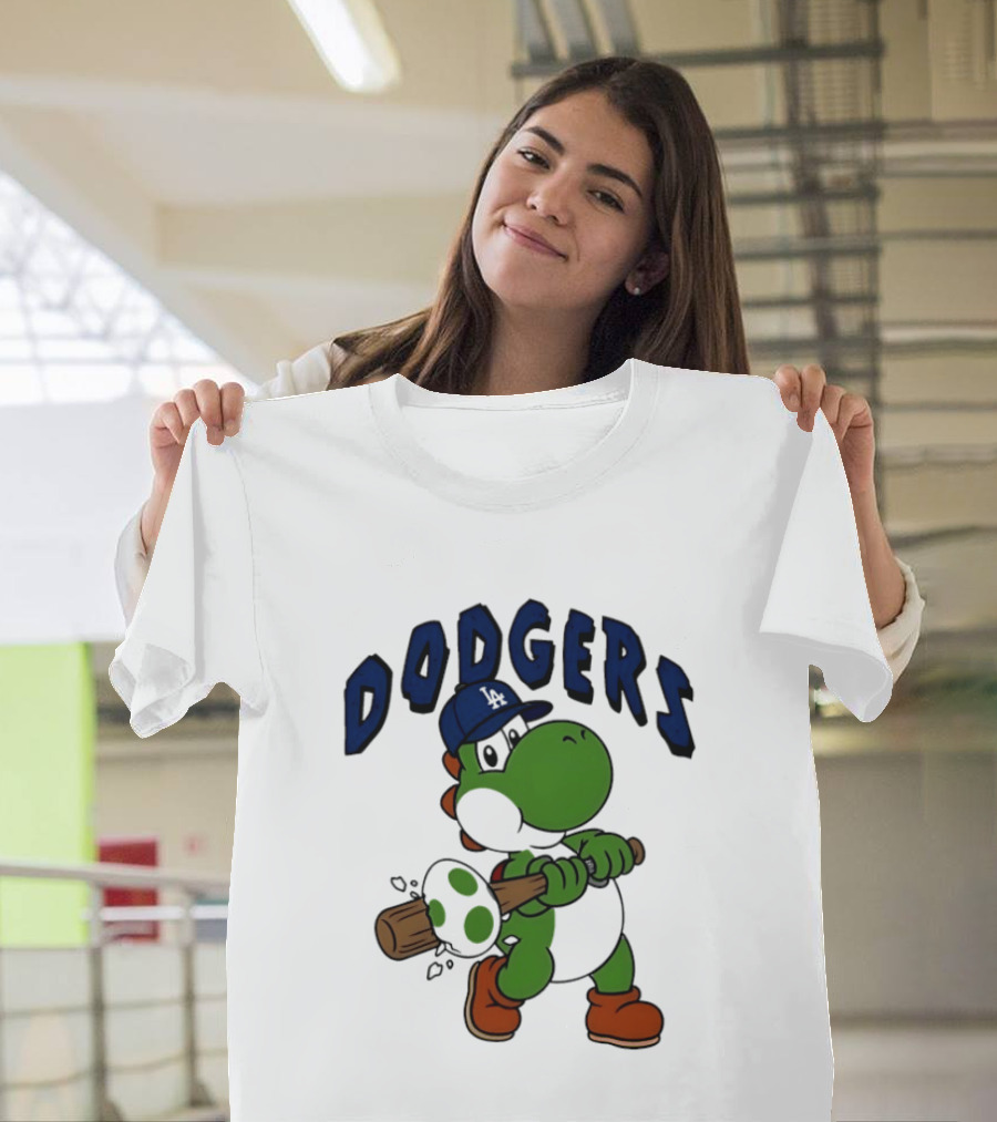 Los Angeles Dodgers Yoshi Baseball Batting Egg T-Shirt