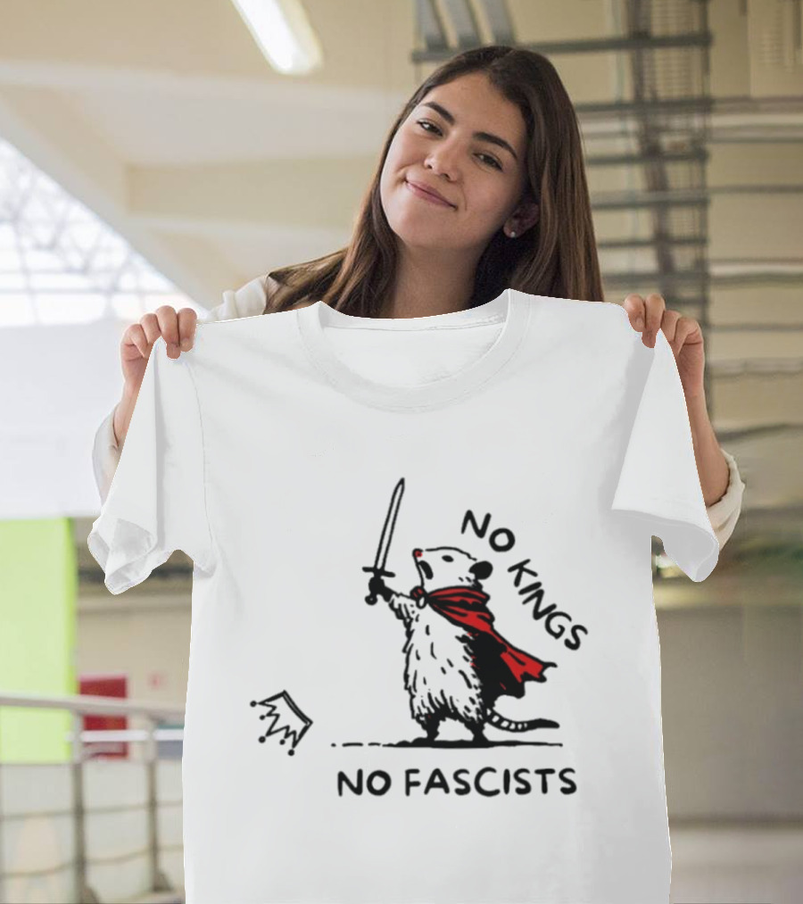 No Kings No Fascists Opossum Warrior Anti Trump Meme T-Shirt
