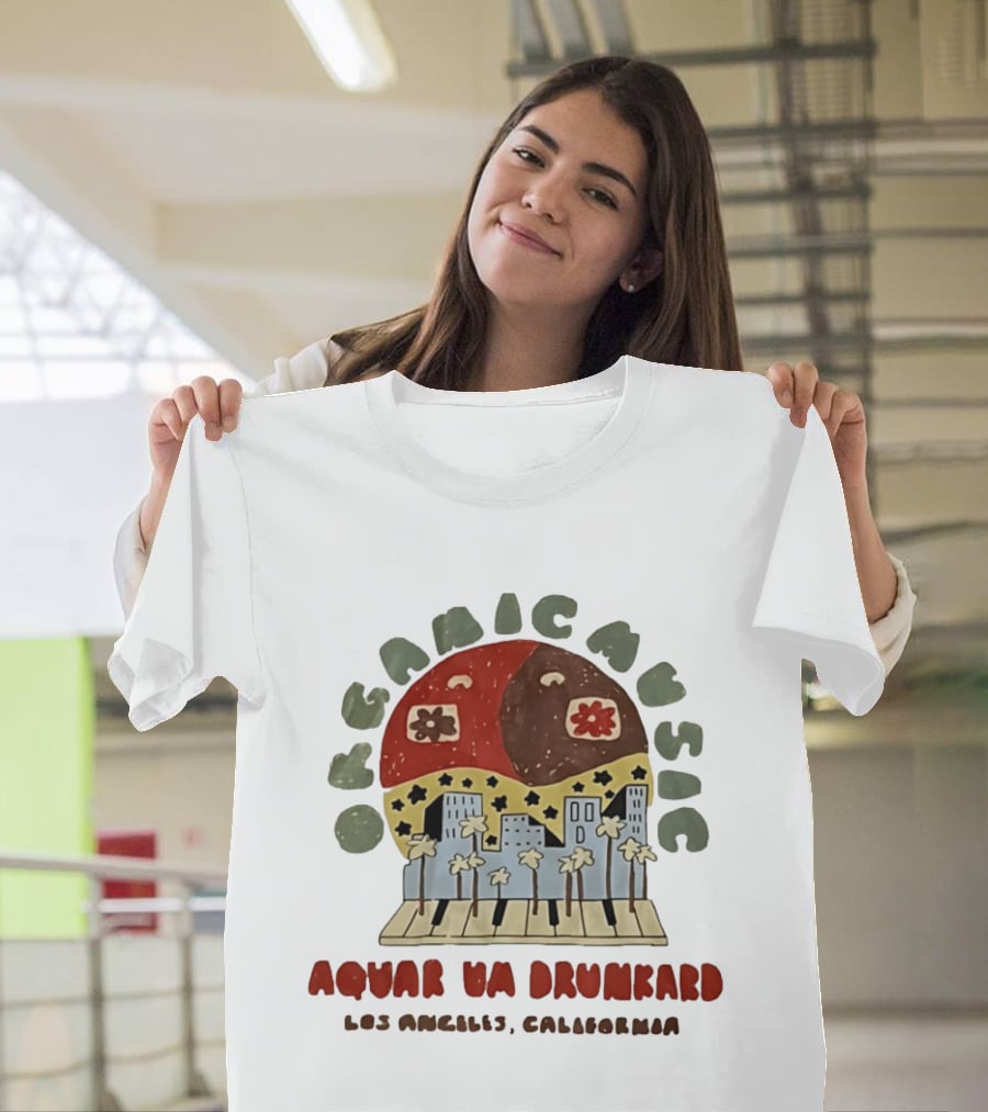 Organic Music Aquarium Drunkard Los Angeles California City Skyline Piano T-Shirt