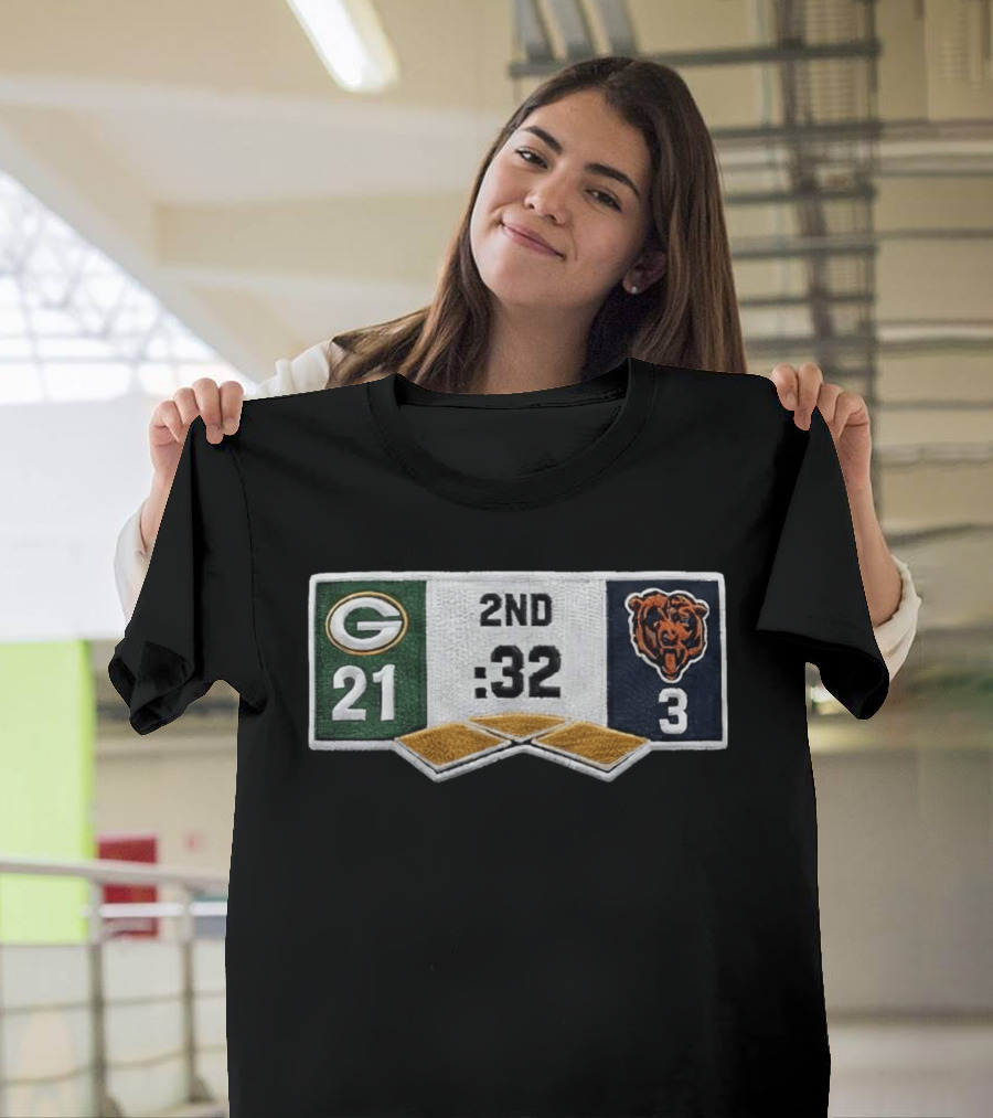 Packers 21 Bears 3 Second Quarter Scoreboard Patch T-Shirt