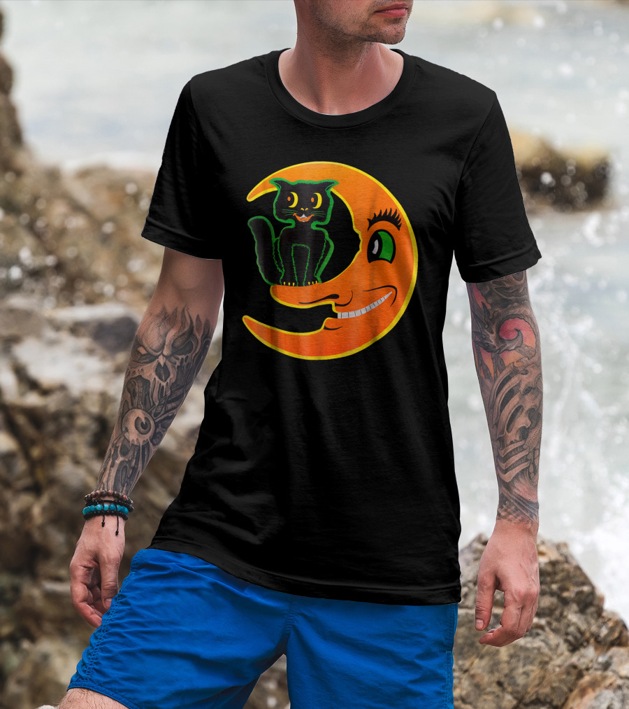 Funny Halloween Cat On Smiling Moon T-Shirt