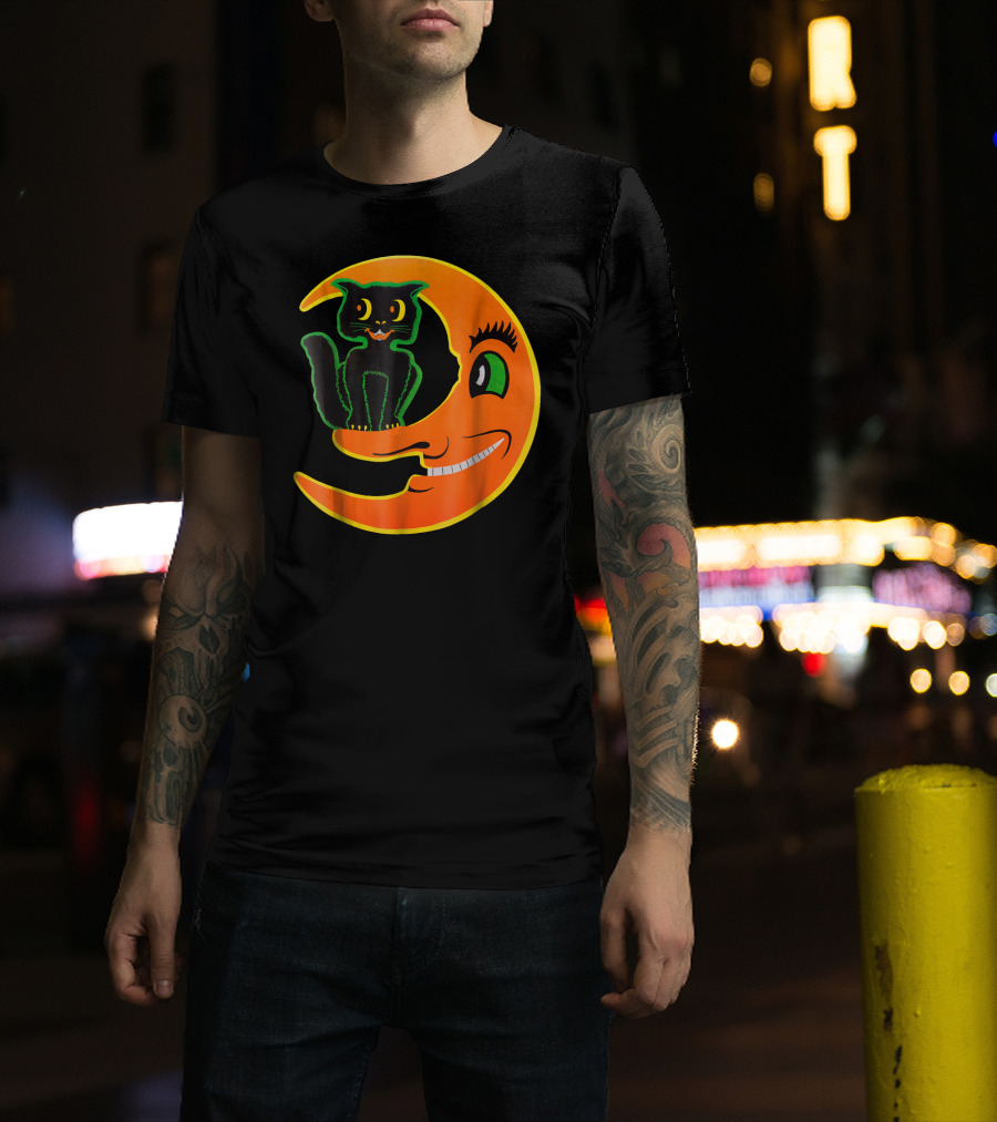 Funny Halloween Cat On Smiling Moon T-Shirt