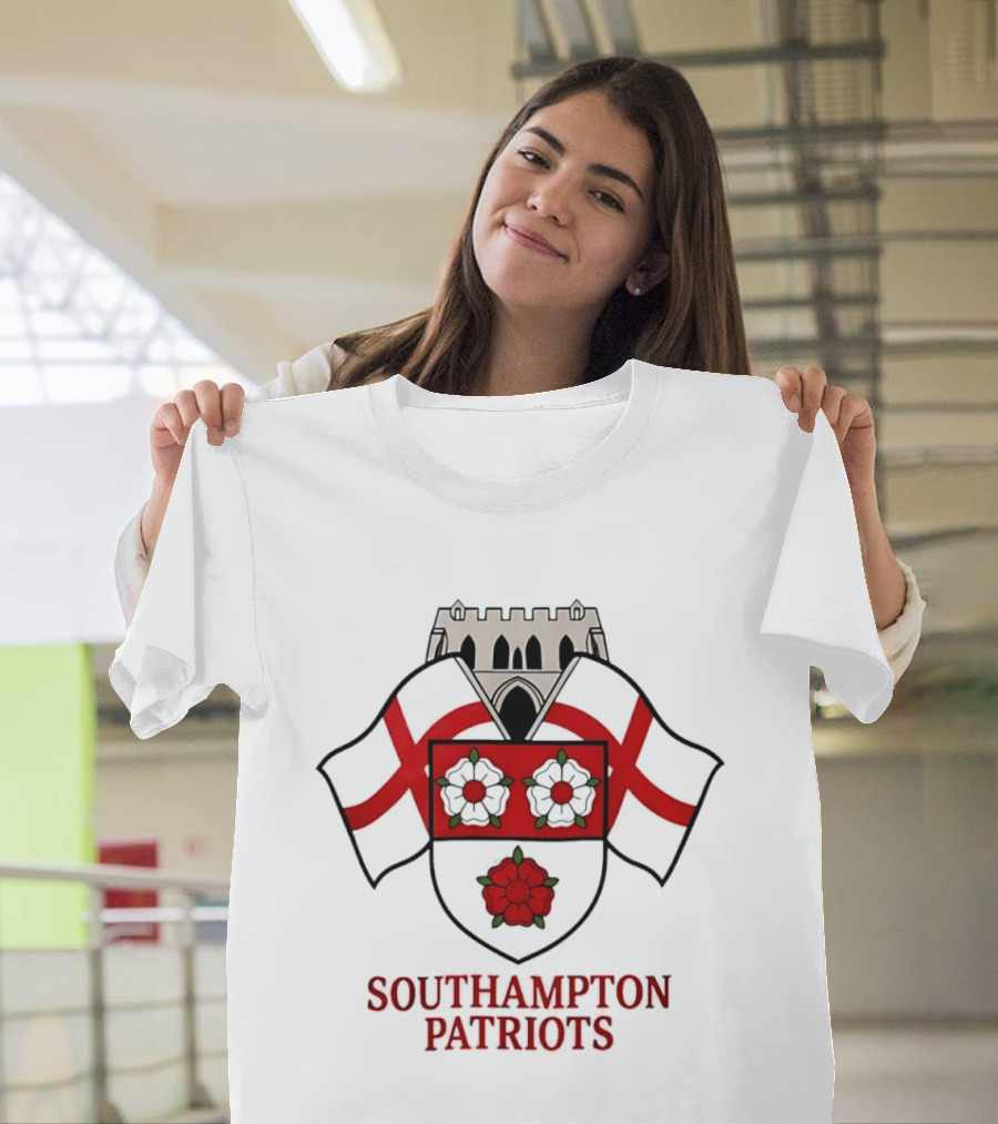Southampton Patriots Emblem Red And Green Heraldry Crest T-Shirt