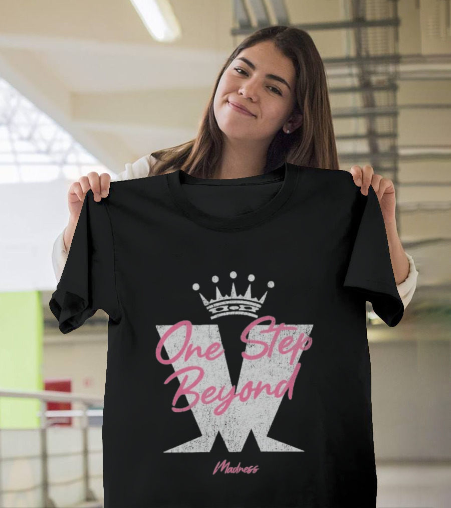 Madness One Step Beyond Crown Pink W T-Shirt