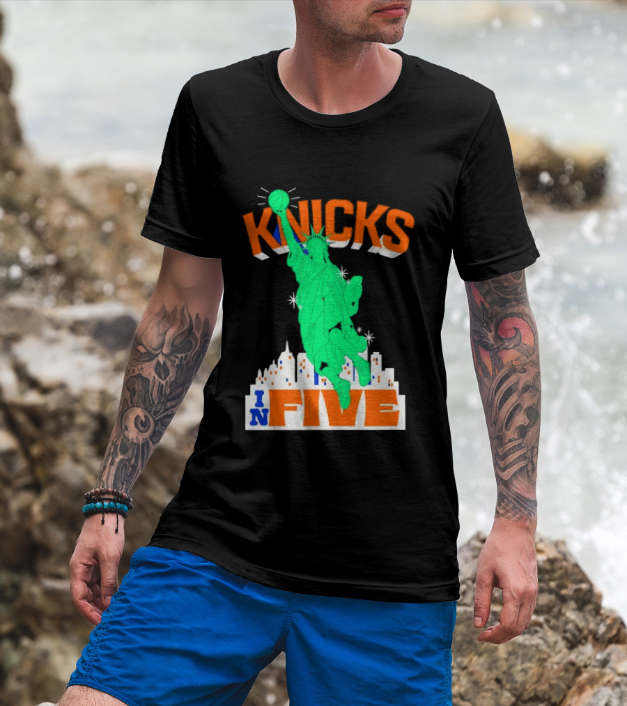 Knicks Statue Of Liberty Dunk In Five Basketball Cartoon Skyline T-Shirt