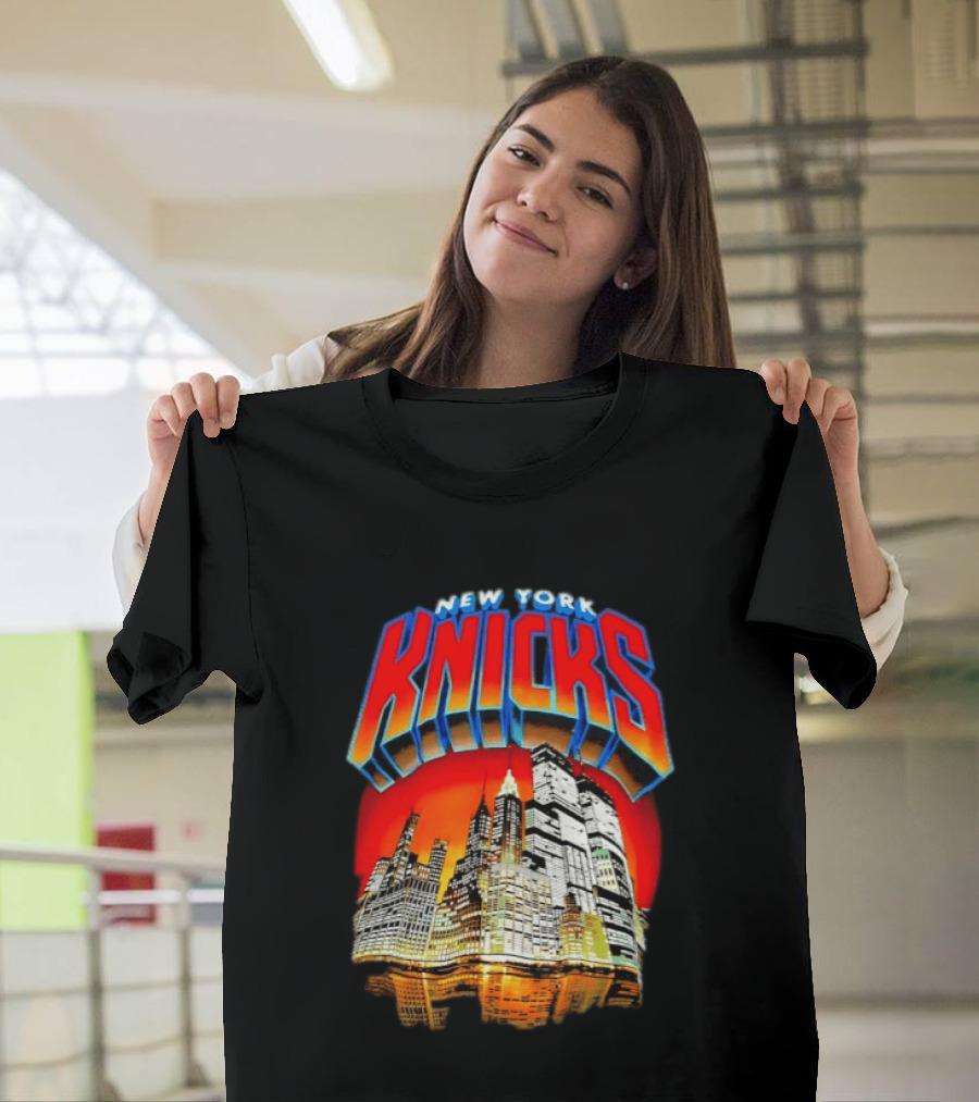 New York Knicks City Skyline Nightscape T-Shirt