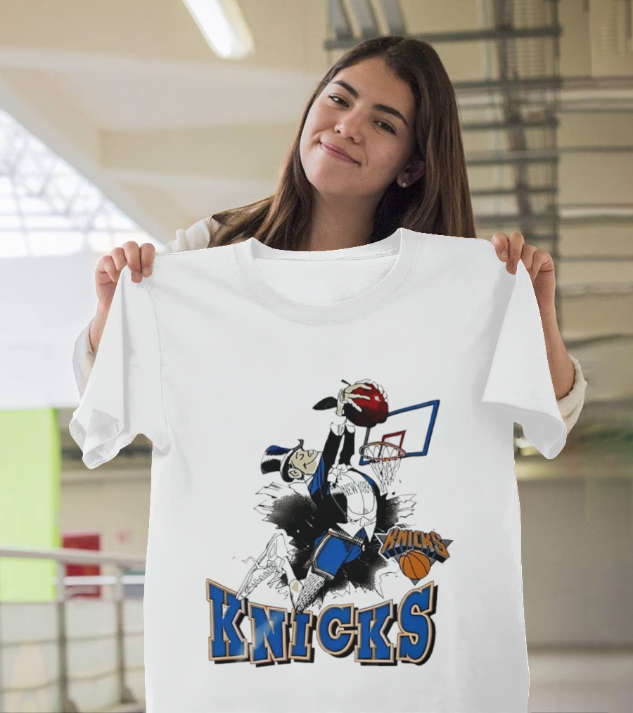 New York Knicks Dunking Red Apple Knicks Text Blue Basketball T-Shirt