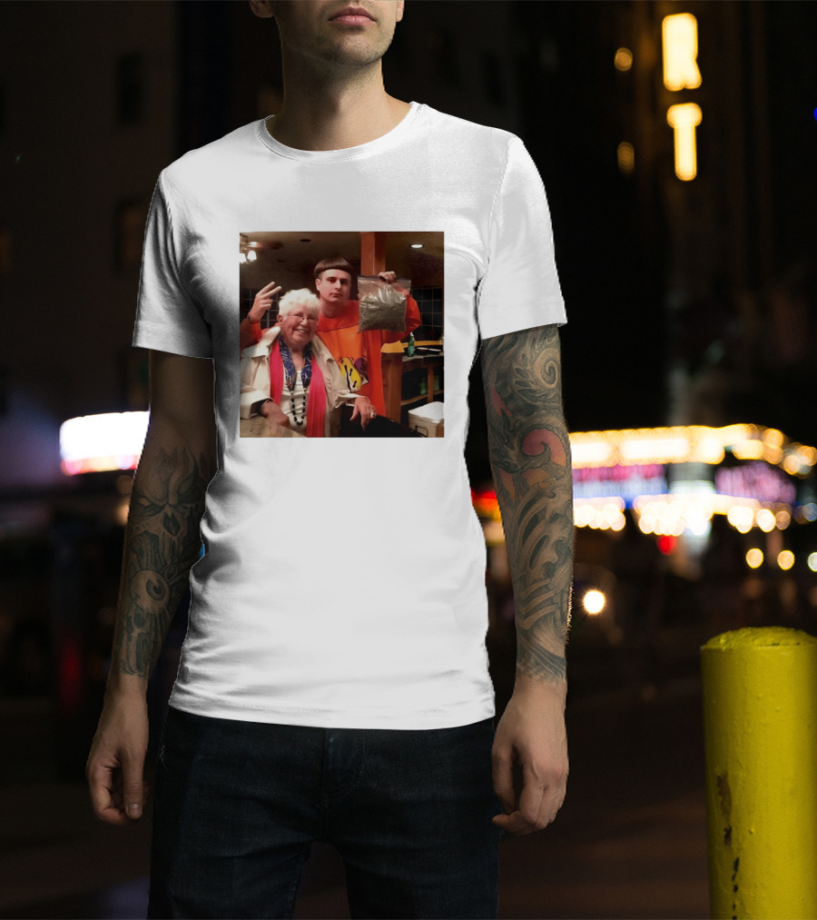 Oliver Tree Weed Grandma Memorial RIP Oliver Tree T-Shirt
