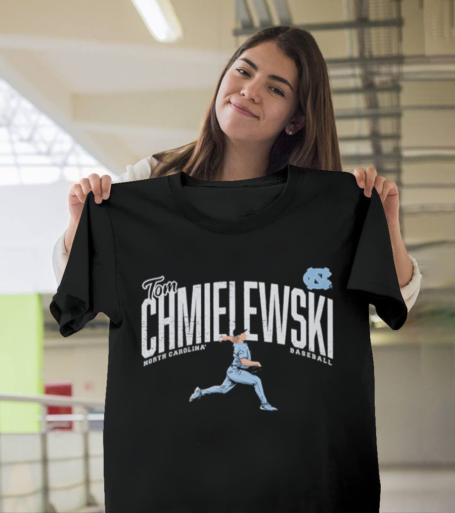 North Carolina Baseball Tom Chmielewski Running Pose Graphic With UNC Tar Heels T-Shirt