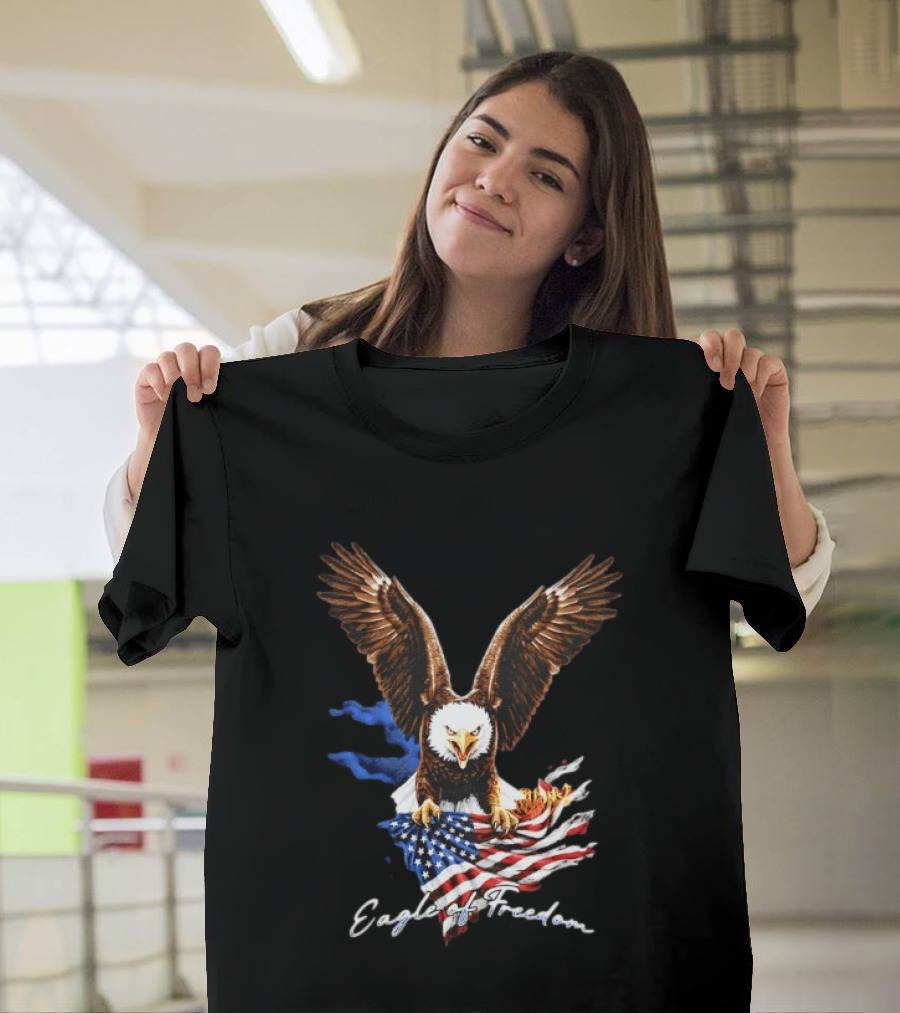 American Eagle Of Freedom Flag Wings Fiery Display T-Shirt