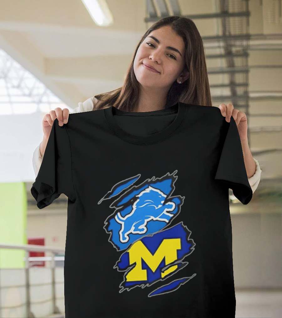 Detroit Lions Michigan Wolverines Two Teams One Heart Scratch T-Shirt