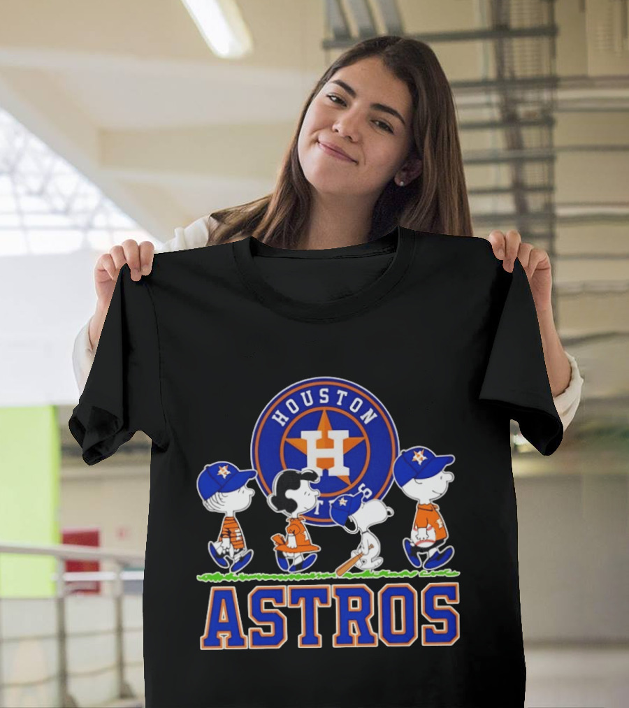 Houston Astros Snoopy Charlie Brown Lucy Linus Abbey Road 2026 T-Shirt