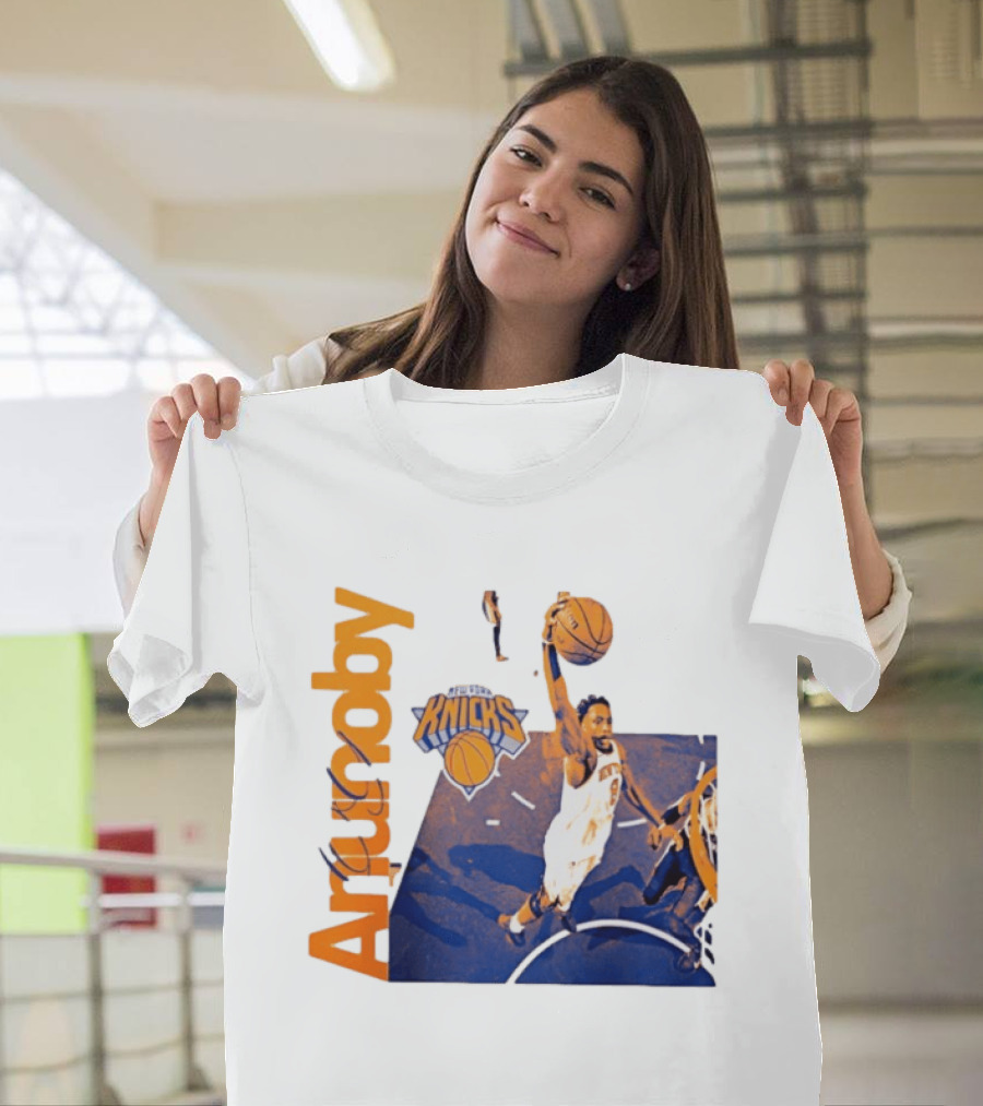 New York Knicks OG Anunoby Player Hype Dunking Action Scene T-Shirt
