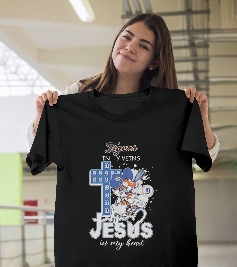 Detroit Tigers In My Veins Jesus In My Heart T-Shirt