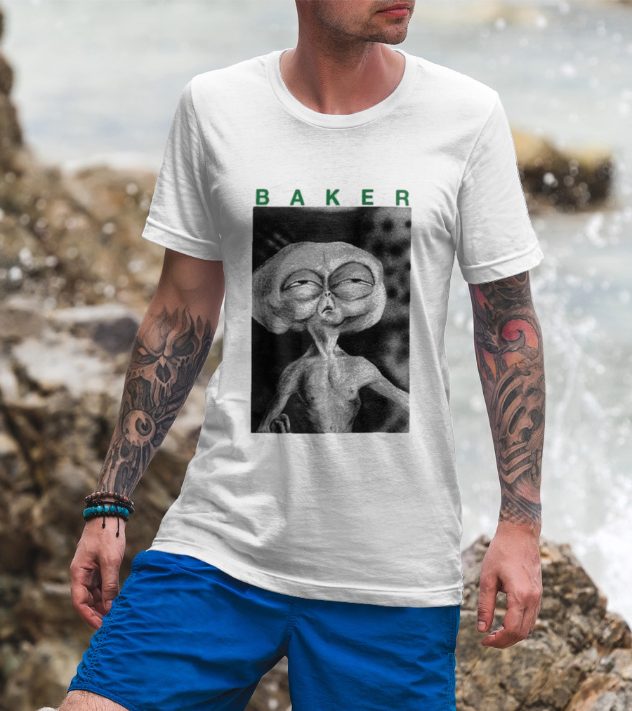 Note Baker Alien Block Busters Extraterrestrial T-Shirt