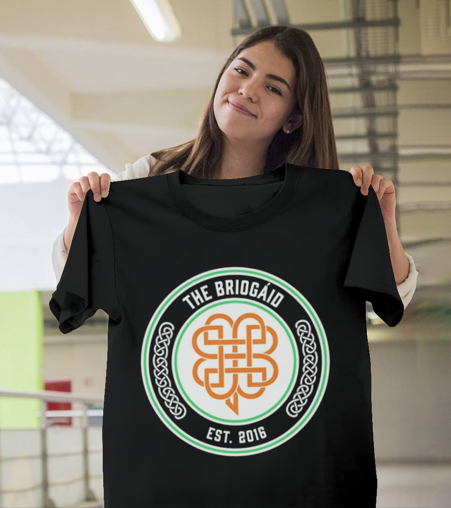 The Briogaid Est. 2016 Celtic Seal Knotwork T-Shirt