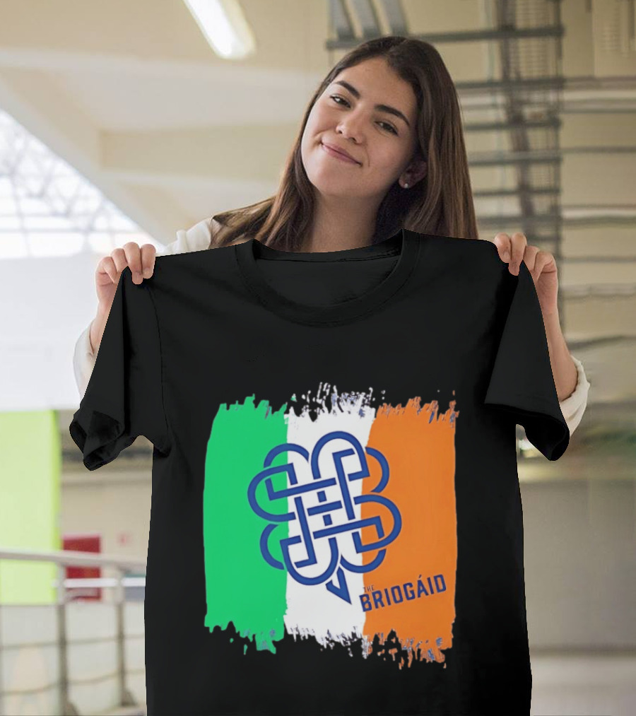 The Briogaid Irish Flag Celtic Knot Clover Ireland Shamrock T-Shirt