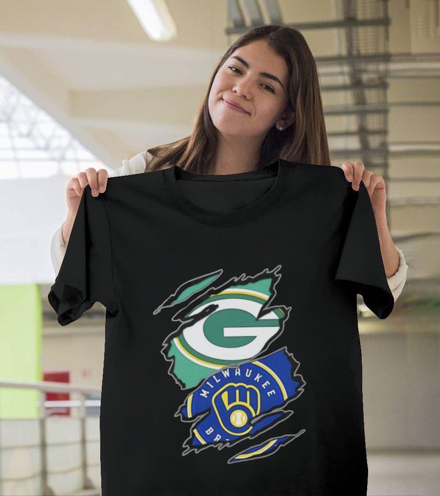 Green Bay Packers Milwaukee Brewers Two Teams One Heart Scratch T-Shirt