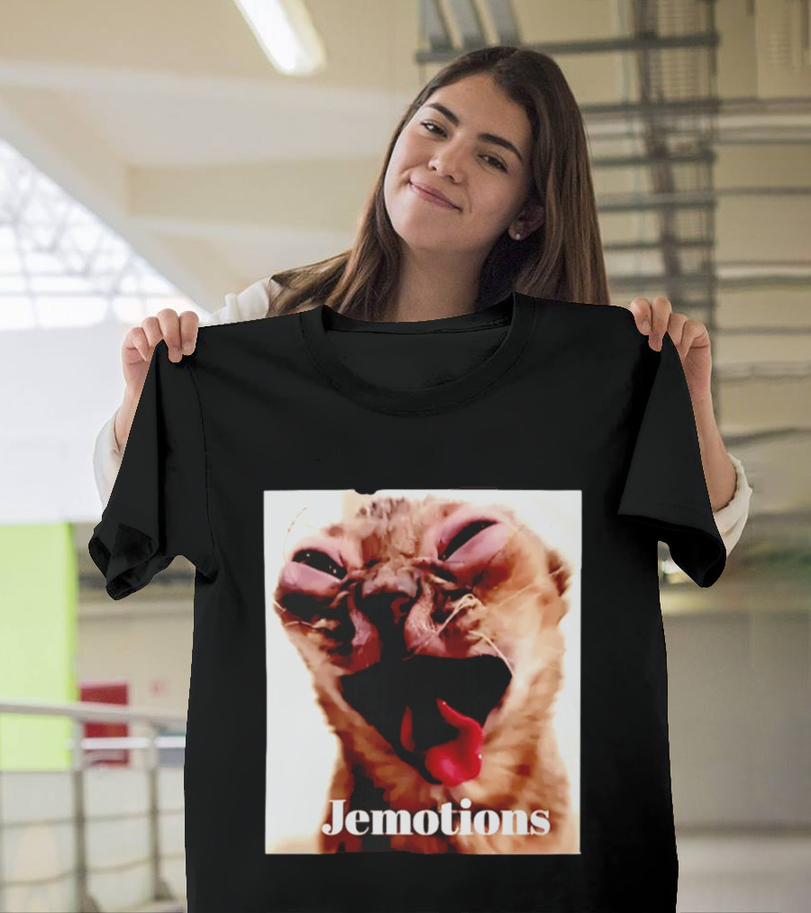 Jemotions Cat Funny Kitten Face Hilarious Expression T-Shirt