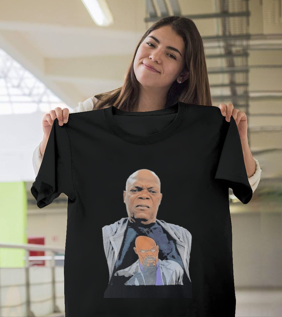Samuel L. Jackson Wearing Himself On T-Shirt