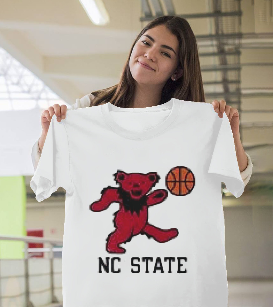 Grateful Dead NC State Wolfpack Bears Basketball Team Collaboration T-Shirt