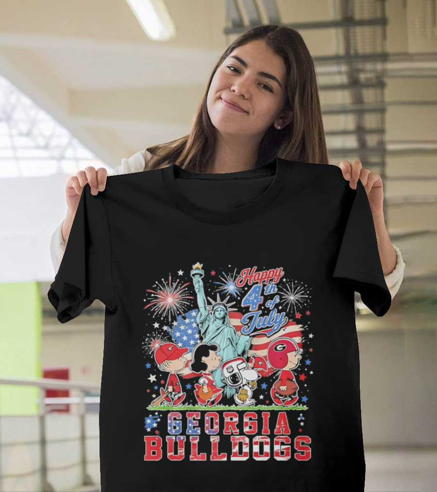 Georgia Bulldogs Snoopy Abbey Road Happy 4th Of July Statue Of Liberty Fireworks T-Shirt