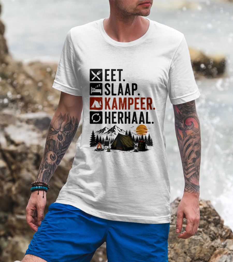 Eet Slaap Kampeer Herhaal Camping Tent Mountains Campfire Sunset T-Shirt
