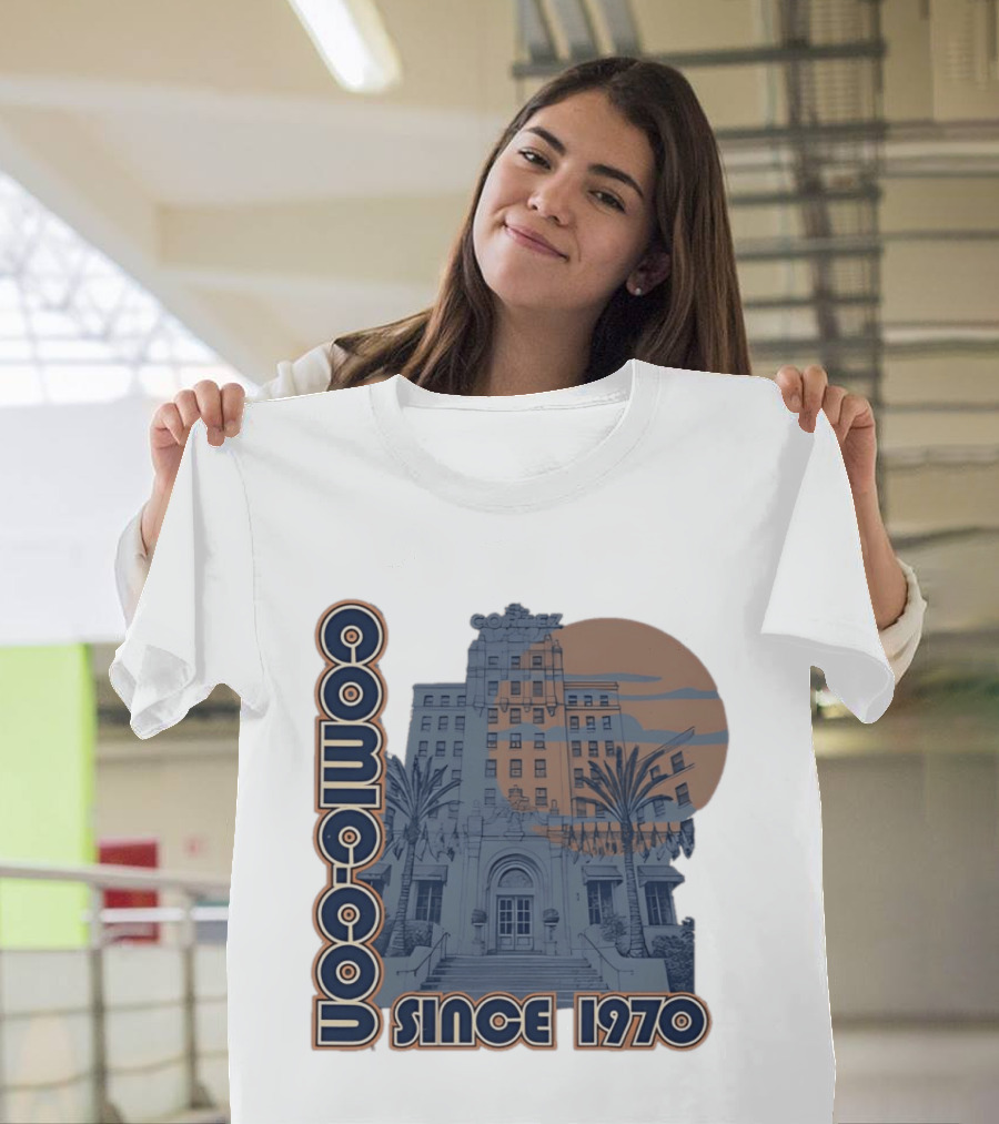 El Cortez Hotel Comic Con Since 1970 Urban Skyline T-Shirt