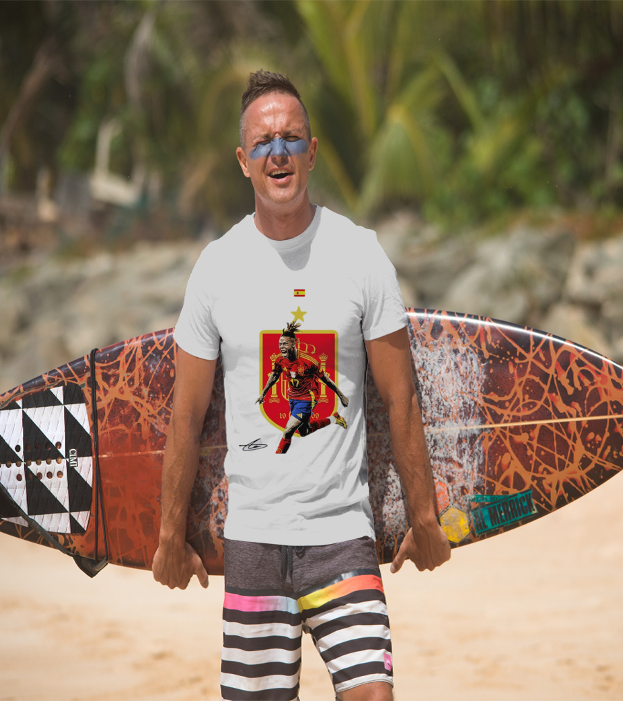 Nico Williams España Número 19 Escudo De La Selección Española Flag T-Shirt