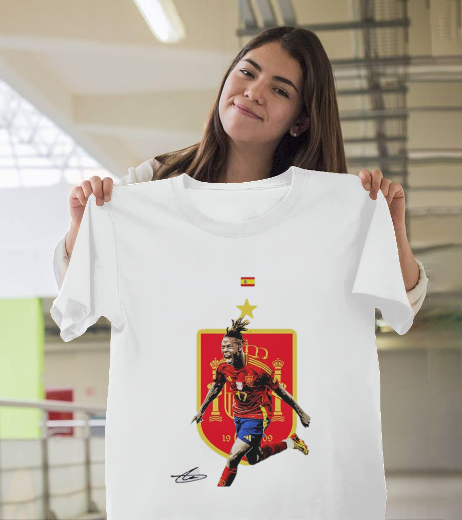 Nico Williams España Número 19 Escudo De La Selección Española Flag T-Shirt