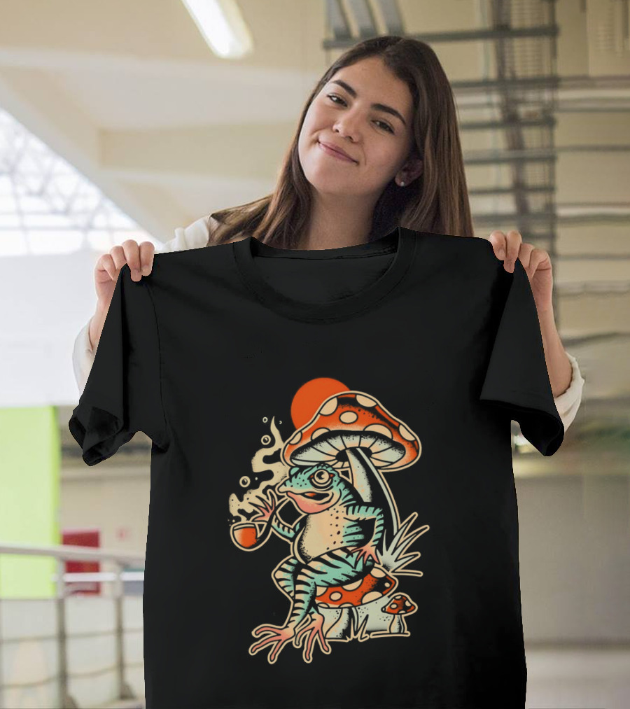 Frog Smoking Pipe Under Mushroom Tattoo T-Shirt