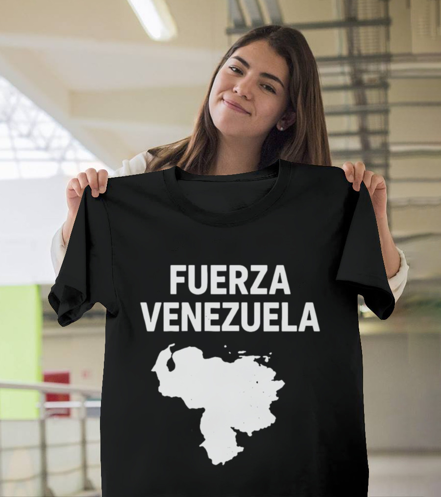 Fuerza Venezuela Map Silhouette Strength Message T-Shirt
