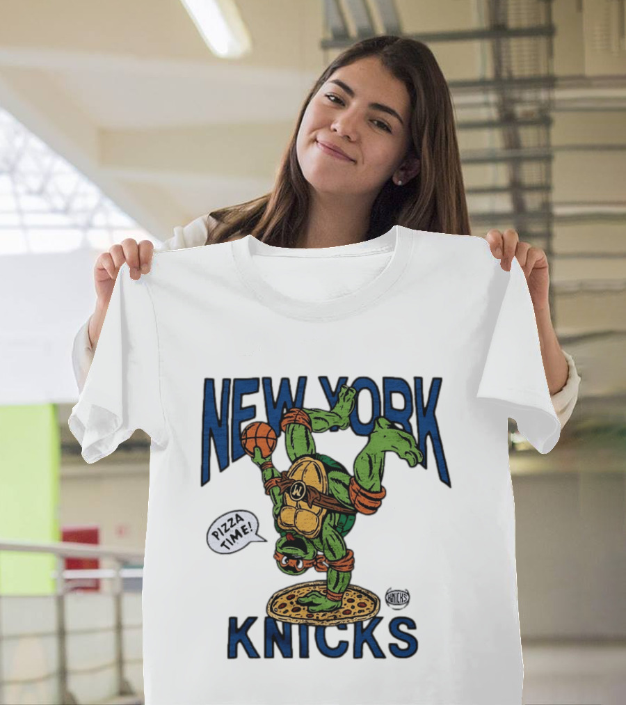 New York Knicks Michelangelo TMNT Pizza Time Basketball Dunk T-Shirt