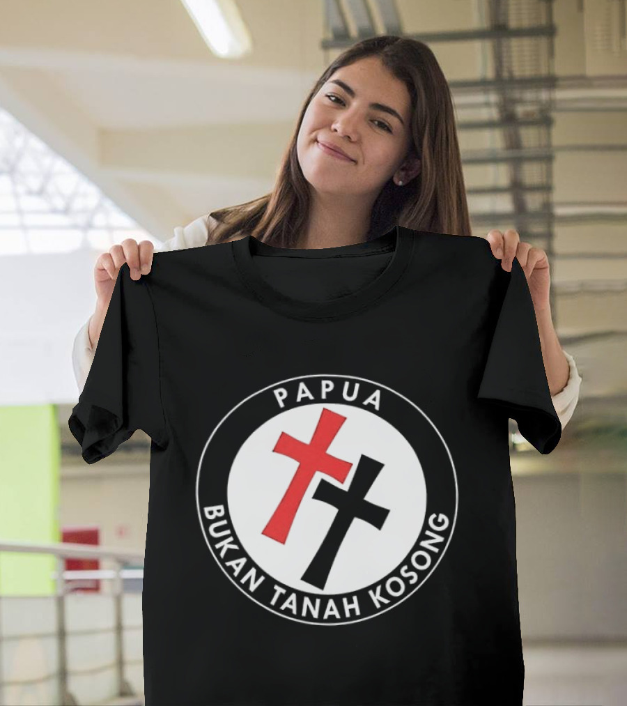 Papua Bukan Tanah Kosong Jaga Tanah Jaga Hutan Cross Symbol Two Sided T-Shirt