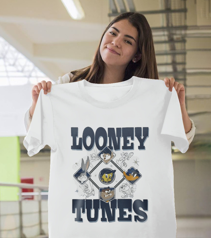 New York Yankees Looney Tunes Bugs Bunny 2026 Character Collaboration T-Shirt