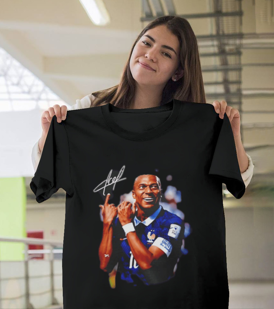 Kylian Mbappe 10 France National Football Team FIFA World Cup Celebration T-Shirt