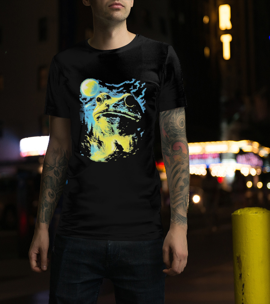 Howling Wolf Frog Moon Night Scene Surreal Fantasy T-Shirt