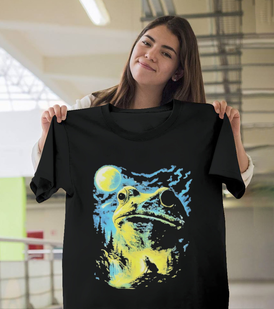 Howling Wolf Frog Moon Night Scene Surreal Fantasy T-Shirt