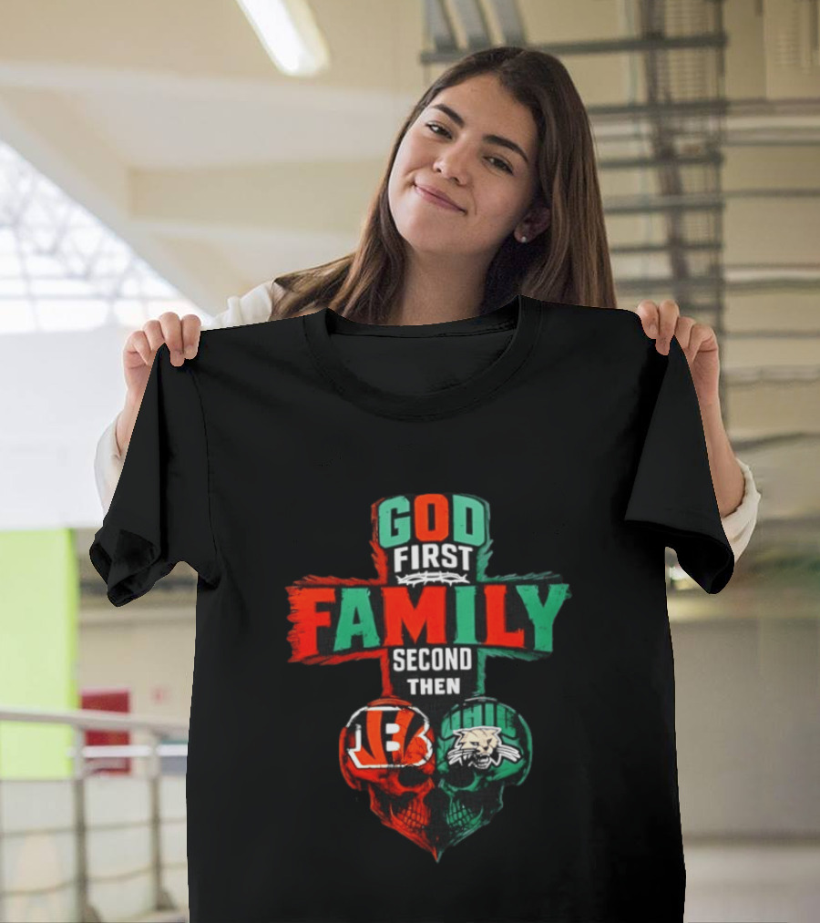 God First Family Second Then Cincinnati Bengals And Ohio Bobcats Skull Heart T-Shirt