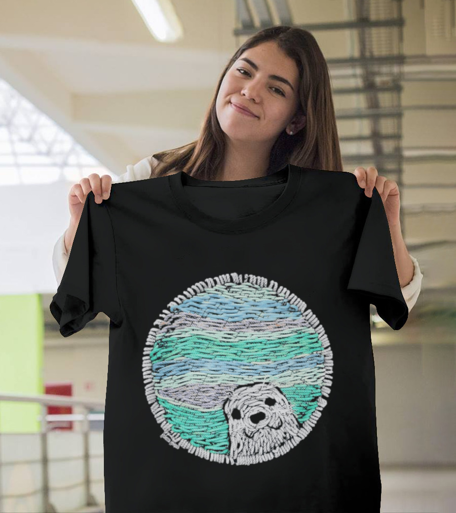 Woven Yarn Seal Ocean Colors Embroidery T-Shirt