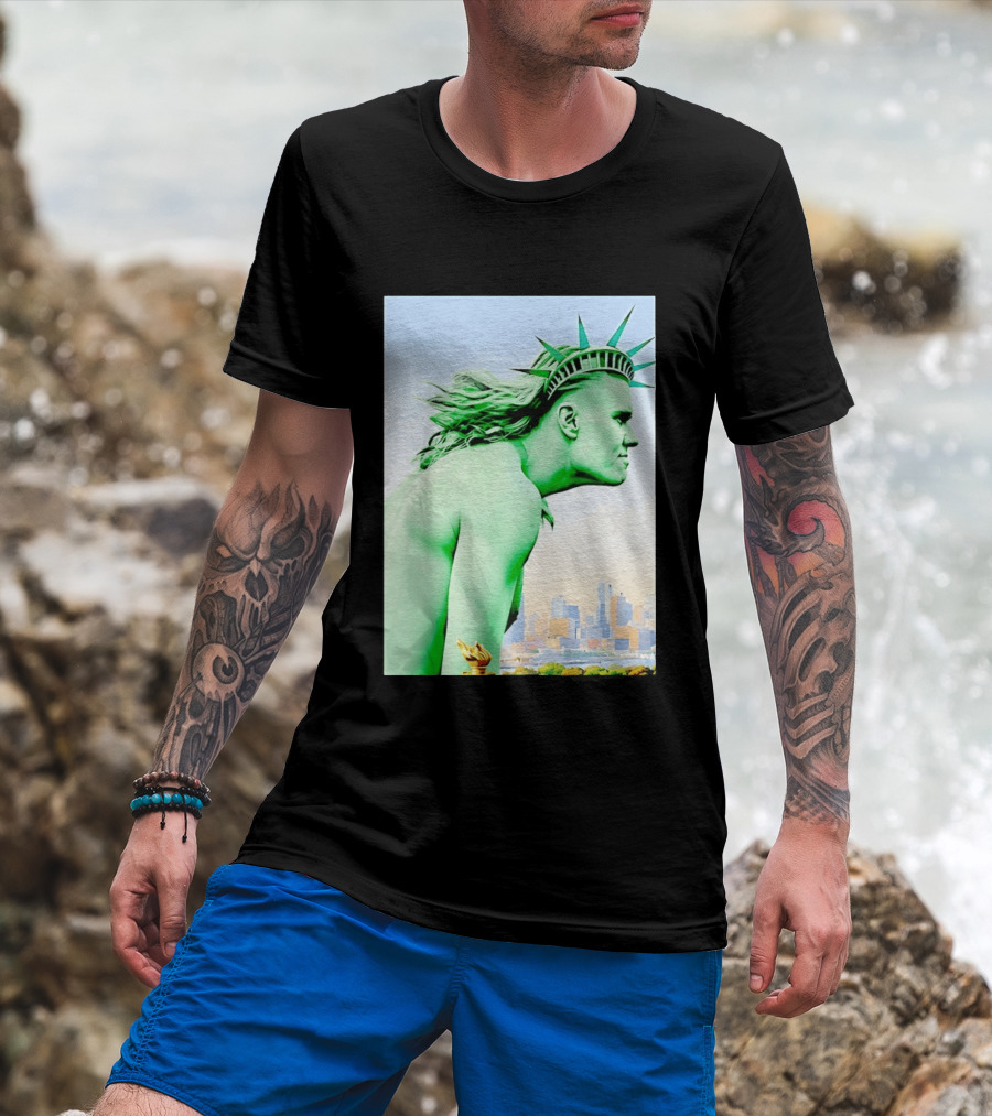 Erling Haaland Liberty Statue Meme T-Shirt
