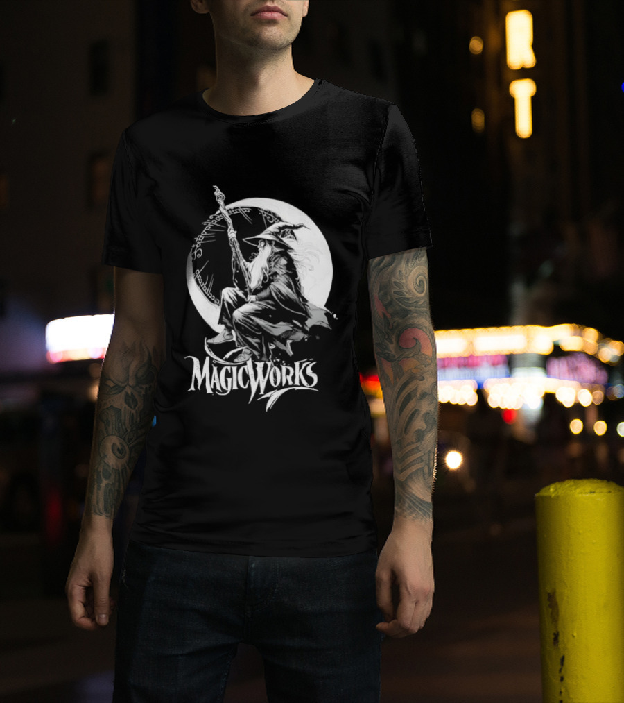 Gandalf Magic Works Lord Of The Rings Wizard Silhouette Moon T-Shirt